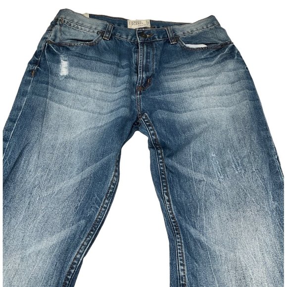 Free Planet Slim Fit Straight Leg Jeans, Size 34x32, Great Condition - Picture 2 of 5